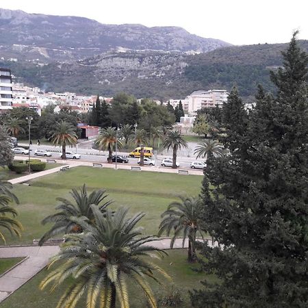 Centar بودفا المظهر الخارجي الصورة